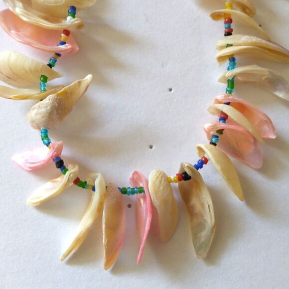 Vtg 80s Pastel Shell Necklace Chunky Mother Of Pearl Seashell Beach Coastal. - Picture 8 of 16